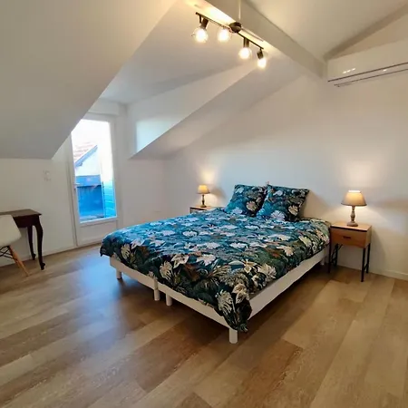 Semesterbostad Domaine Des Hugons