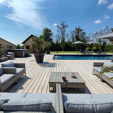 Domaine Des Hugons Holiday home *