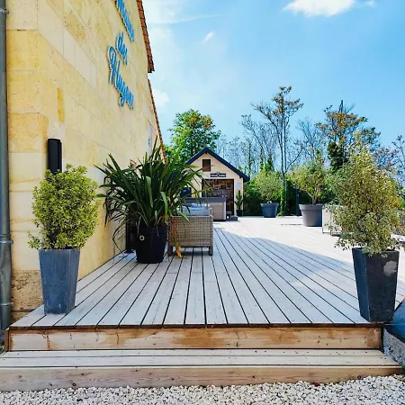 Holiday home Domaine Des Hugons Prignac-et-Marcamps