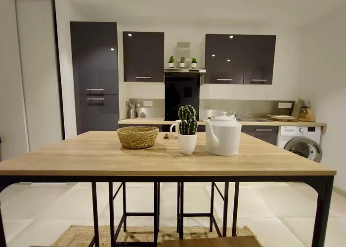 Domaine Des Hugons Nyaraló