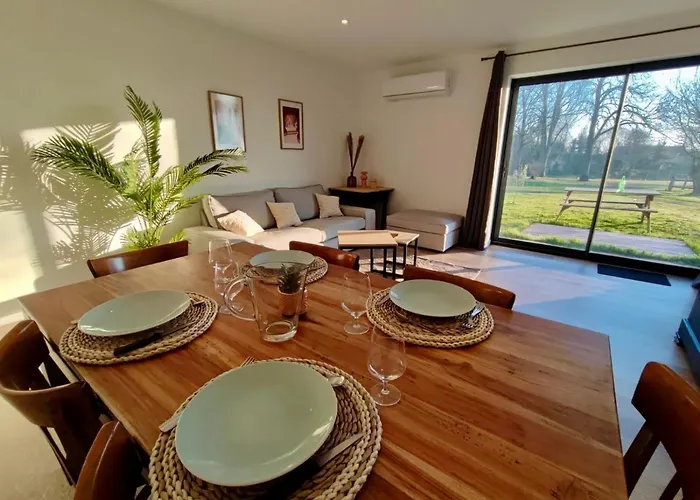 Nyaraló Domaine Des Hugons *