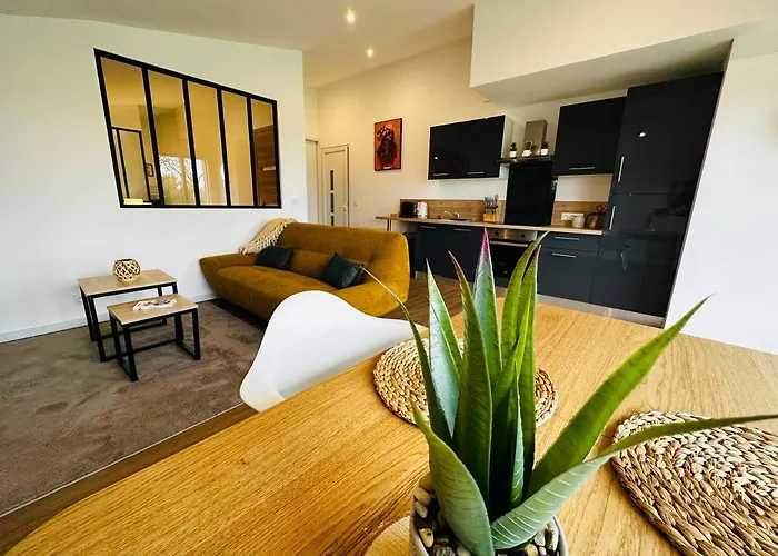 Nyaraló Domaine Des Hugons