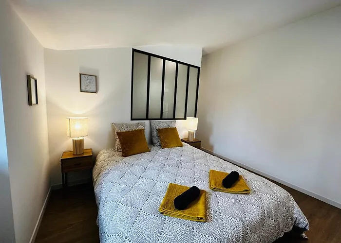 Domaine Des Hugons Nyaraló *